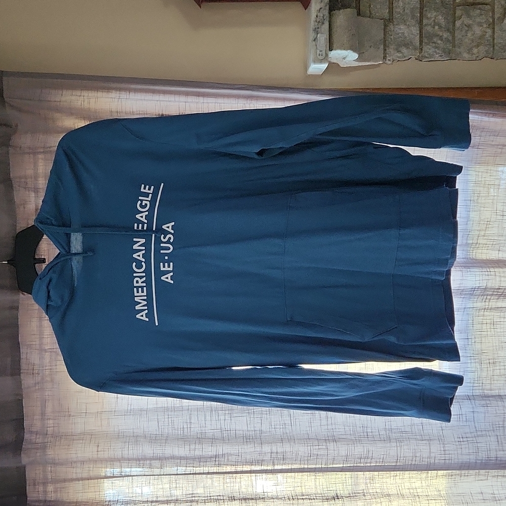 American Eagle Long Sleeve Tee XL